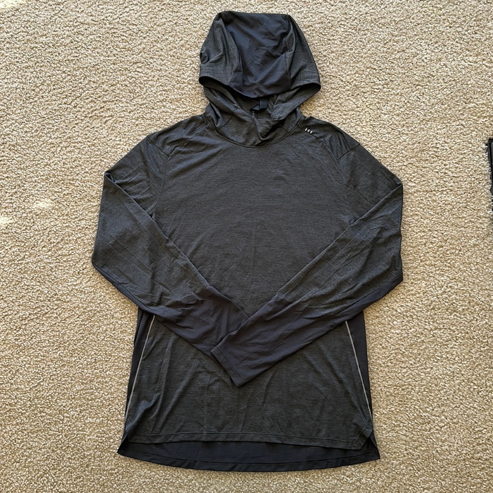 Lululemon Men’s Long Sleeve